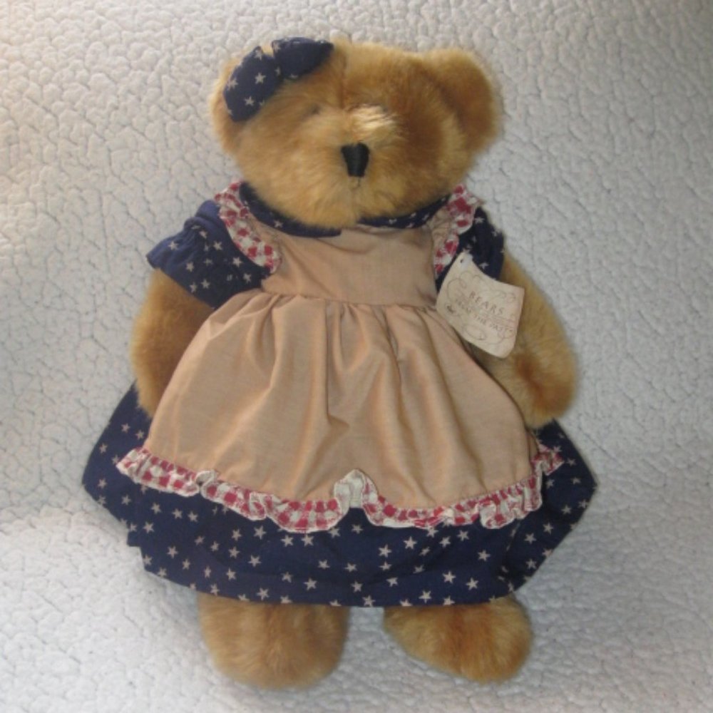 Russ Berrie Amelia Teddy Bear